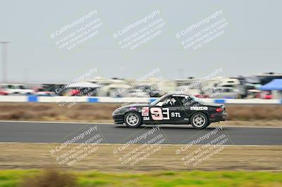 media/Jan-26-2025-CalClub SCCA (Sun) [[cfcea7df88]]/Group 1/Race/